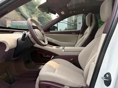 2025 Xiaomi YU7 RWD Long Range, белый — фото 8