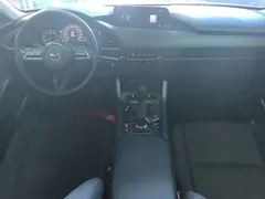 2020 Mazda 3 1.5L AT, белый — фото 10
