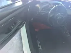 2020 Mazda 3 1.5L AT, белый — фото 16