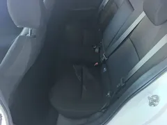 2020 Mazda 3 1.5L AT, белый — фото 17