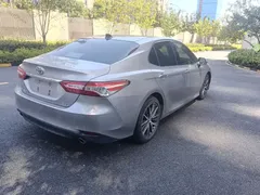2021 Toyota Camry 2.5G Luxury — фото 4