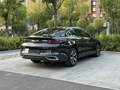 2022 Volkswagen Lamando L 280TSI DSG — фото 4