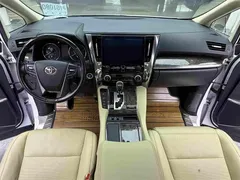 2021 Toyota Vellfire 2.5L Hybrid HV Ultimate, белый — фото 12
