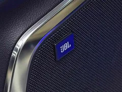 2021 Toyota Vellfire 2.5L Hybrid HV Ultimate, белый — фото 14