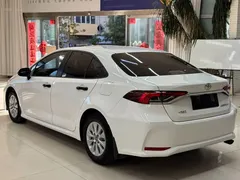 2021 Toyota Corolla TNGA 1.5L CVT Elite, белый — фото 6