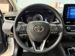 2021 Toyota Corolla TNGA 1.5L CVT Elite, белый — фото 11