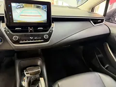 2021 Toyota Corolla TNGA 1.5L CVT Elite, белый — фото 12