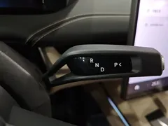 2024 Xiaomi SU7 RWD Long Range Smart Driving, синий — фото 14