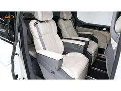 2024 Zeekr 009 7-seat Aisle 4WD 108kWh — фото 8
