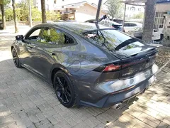 2022 Changan UNI-V 1.5T Premium — фото 5