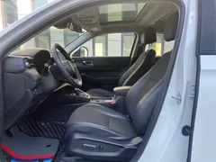 2023 Honda Vezel 1.5L CVT Tech, белый — фото 11
