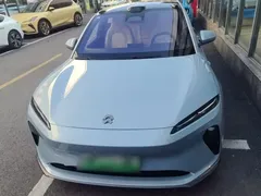 2022 Nio ET5 75kWh, синий — фото 3