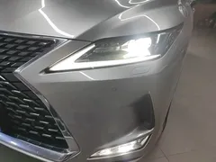 2020 Lexus RX 300 2WD Elite — фото 24