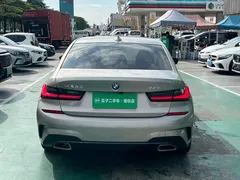 2021 BMW 3 Series 325Li M Sport Package — фото 6