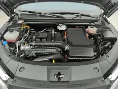 2024 BYD Qin L PHEV 80km Leading — фото 10