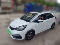 2021 Honda Fit 1.5L CVT, белый — фото 1