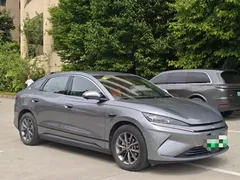 2025 BYD Qin L EV 545km Superior — фото 3
