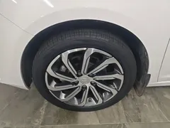 2021 Geely Emgrand GL UP 1.4T CVT, белый — фото 23