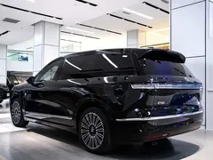 2026 Nio ES8 6-seat Executive Luxury, чёрный — фото 8
