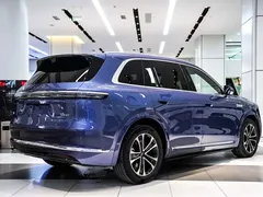 2026 Aito M7 EREV Ultra 4WD 5-seat 192-line Lidar, синий — фото 6