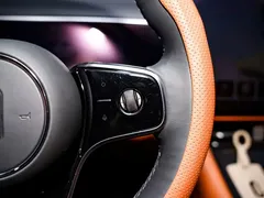 2026 Aito M7 EREV Ultra 4WD 5-seat 192-line Lidar, синий — фото 34