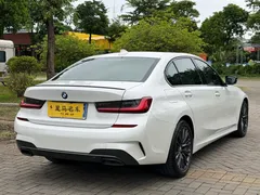 2022 BMW 3 Series 325Li M Sport Dark Package, белый — фото 18