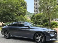 2022 Honda Accord 260TURBO Premium — фото 3