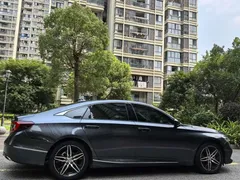 2022 Honda Accord 260TURBO Premium — фото 14