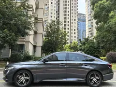 2022 Honda Accord 260TURBO Premium — фото 15