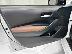 2023 Toyota Levin 185T CVT Luxury, белый — фото 8