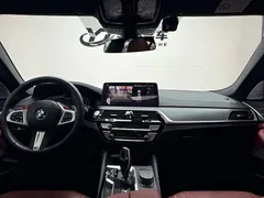 2023 BMW 5 Series 530Li Leading M Sport Package, чёрный — фото 10