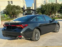 2022 Toyota Avalon 2.0L Luxury, чёрный — фото 5
