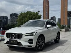 2022 Volvo XC60 4WD Luxury, белый — фото 1