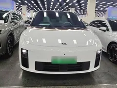 2025 Li Auto i6 4WD Standard, белый — фото 3