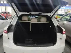 2025 Li Auto i6 4WD Standard, белый — фото 19