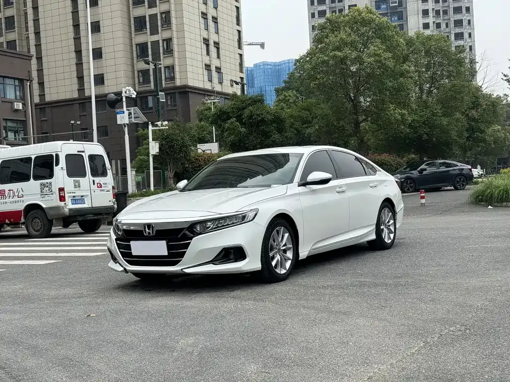 2022 Honda Accord 260TURBO Luxury