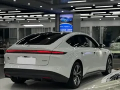 2022 Nio ET5 75kWh, белый — фото 6