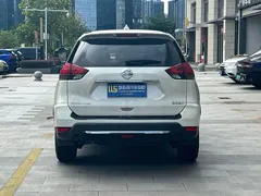 2021 Nissan X-Trail 2.0L CVT 2WD XL ITS Comfort, белый — фото 5