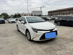2022 Toyota Levin Hybrid 1.8H E-CVT Luxury, белый — фото 2