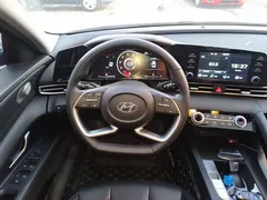 2022 Hyundai Elantra 1.5L CVT GLX Elite — фото 11