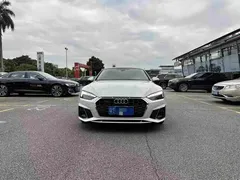 2023 Audi A5 Sportback 40 TFSI quattro Luxury Dynamic, белый — фото 3