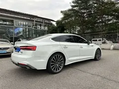 2023 Audi A5 Sportback 40 TFSI quattro Luxury Dynamic, белый — фото 5