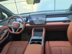 2025 BYD Tang L PHEV 215km Lidar Flagship — фото 9
