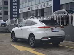 2023 Toyota Harrier Hybrid 2.5L CVT 4WD Luxury, белый — фото 4