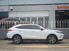 2023 Toyota Harrier Hybrid 2.5L CVT 4WD Luxury, белый — фото 8