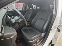 2023 Toyota Harrier Hybrid 2.5L CVT 4WD Luxury, белый — фото 11
