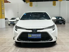 2022 Toyota Levin Hybrid 1.8H E-CVT Luxury, белый — фото 2