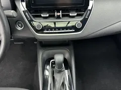2023 Toyota Levin 185T CVT Luxury, белый — фото 14