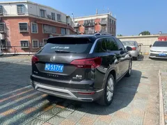 2021 Volkswagen Tayron 330TSI 2WD Luxury Smart Connect Plus, чёрный — фото 12