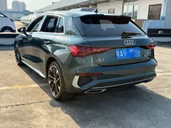 2023 Audi A3 Sportback 35 TFSI Fashion Sport, зелёный — фото 3